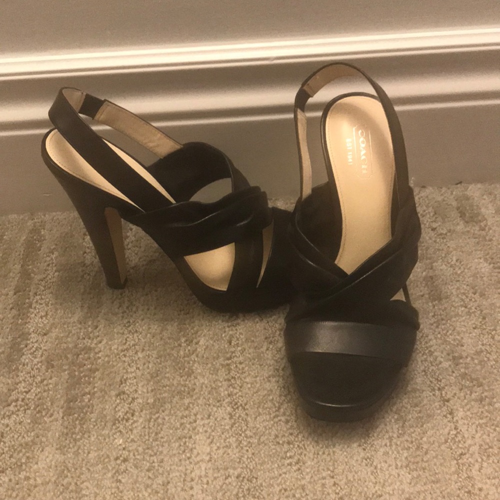 Coach leather sandal sz 7